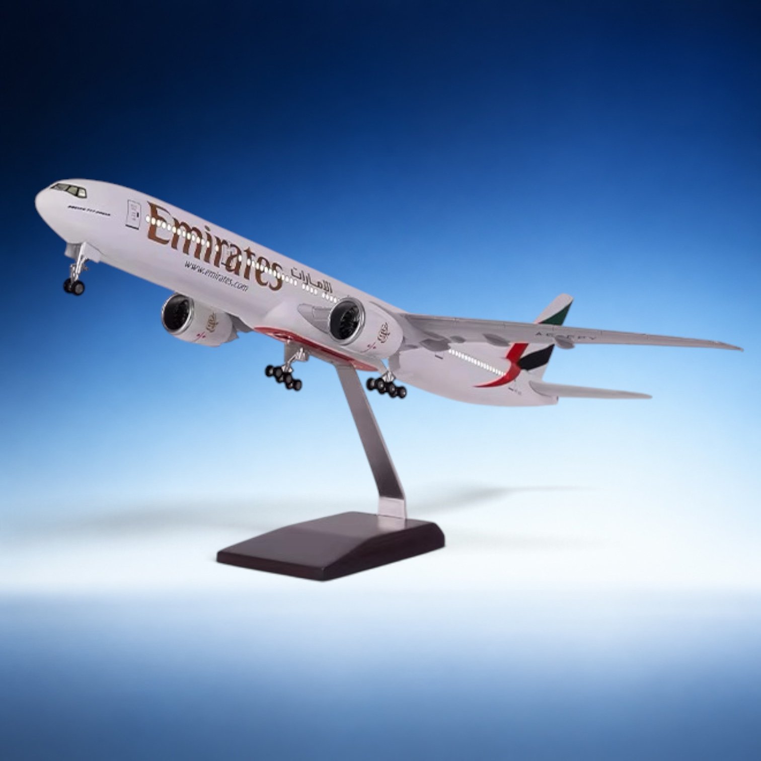 Emirates 777 47cm
