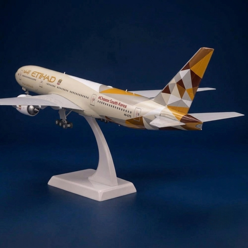Etihad Boeing 777-300